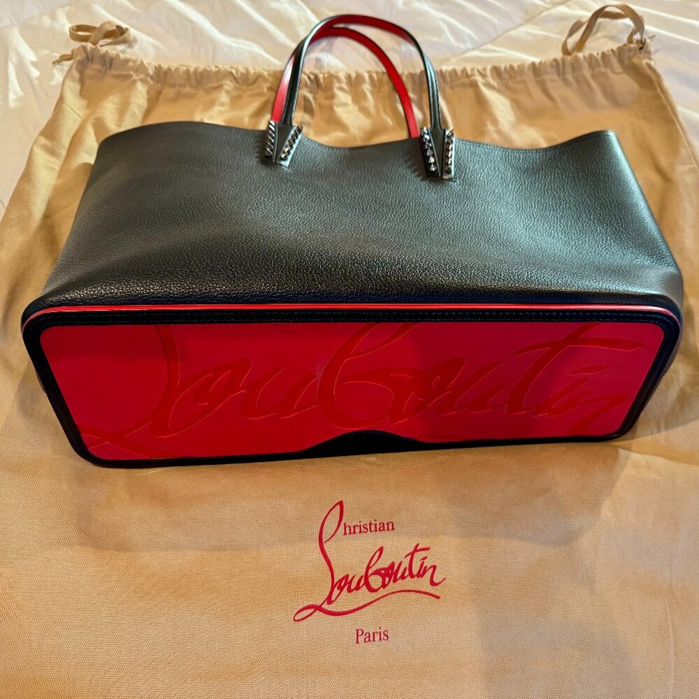 Christian Louboutin Classic Leather Cabata Tote Bag Large - Black
